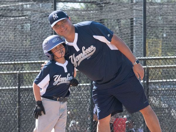 Supporting Youth Athletes: Coach Tom House’s Tips for Parents